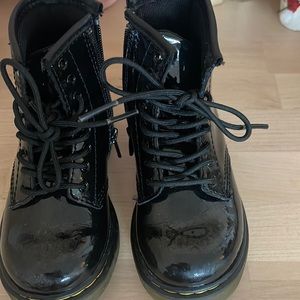 Dr Martens boot